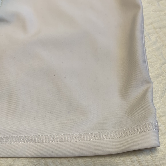 18-24m (4/$20) Joe Fresh Rashguard Top - Picture 9 of 15